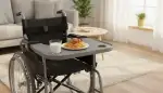 Mehr Freiheit mit dem Rollstuhltisch